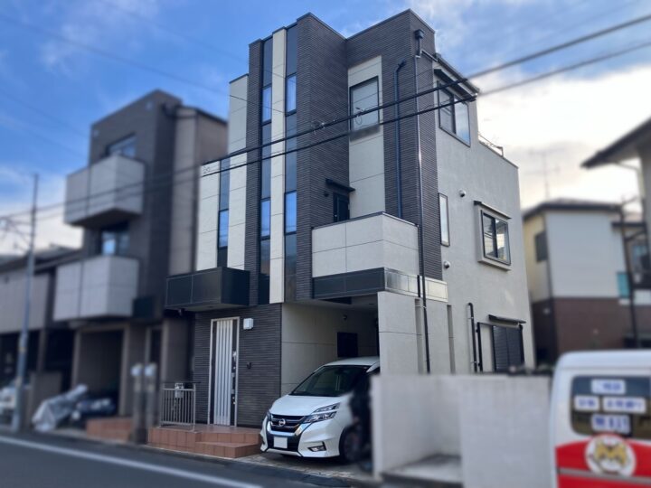 川口市 リフォーム補助金 H様邸 経年による色褪せとくすみを解消し、メリハリのある配色で美しさと存在感が際立つ外観!