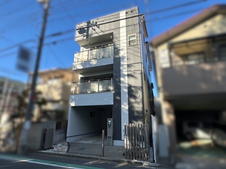 蕨市　T様邸　色味を活かした外観デザインで、よりシャープで現代的な印象の住まいに。